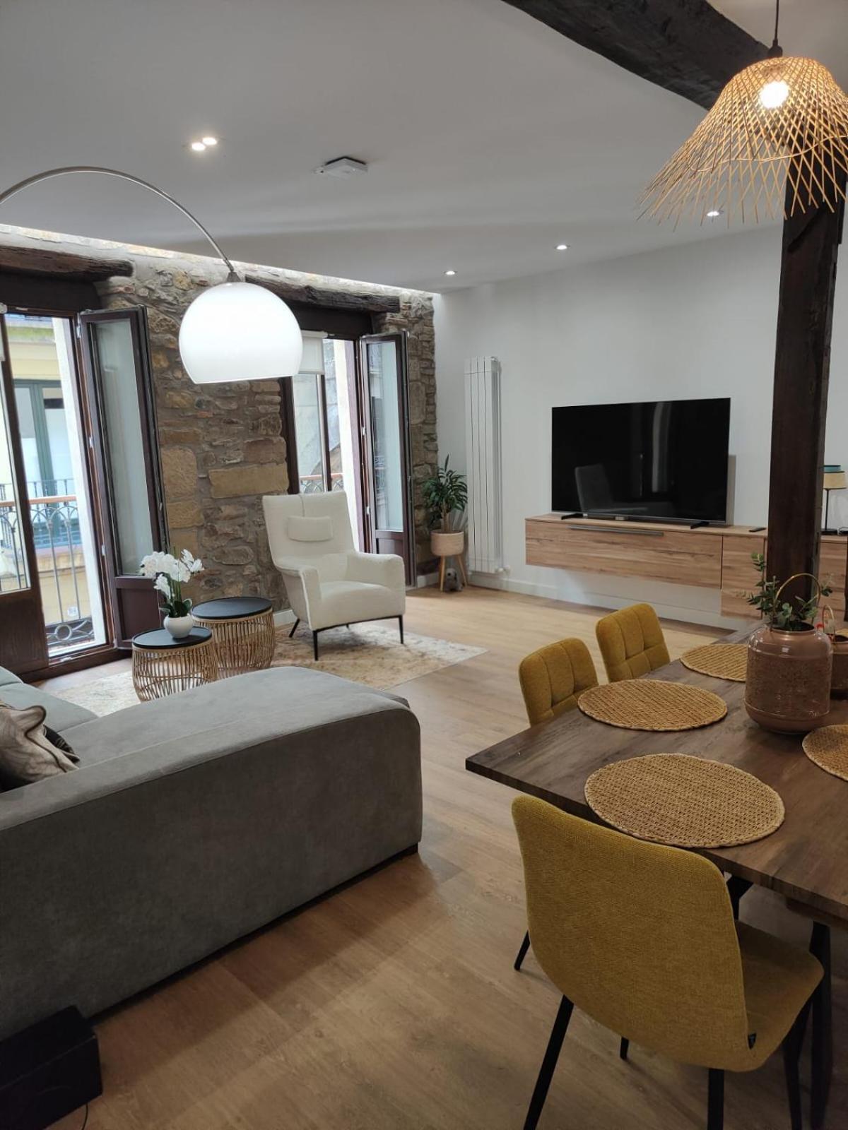 Port Relax With Ac License Ess03356 Apartment *